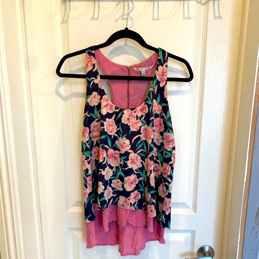 Collective concepts sleeveless top size S